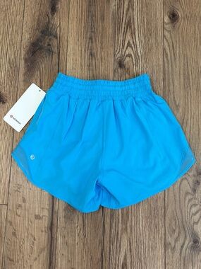 NWT Lululemon Hotty Hot High Rise Shorts 4" In Kayak Blue Size 2